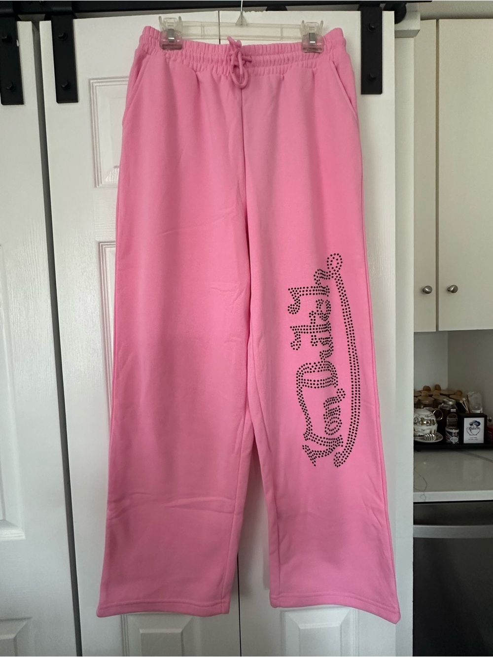 Von Dutch Pink Wide Leg Sweatpants Rhinestone Logo Size Large NWT - Picture 5 of 8